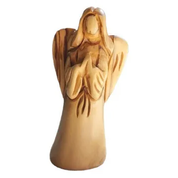 Praying angel with wings