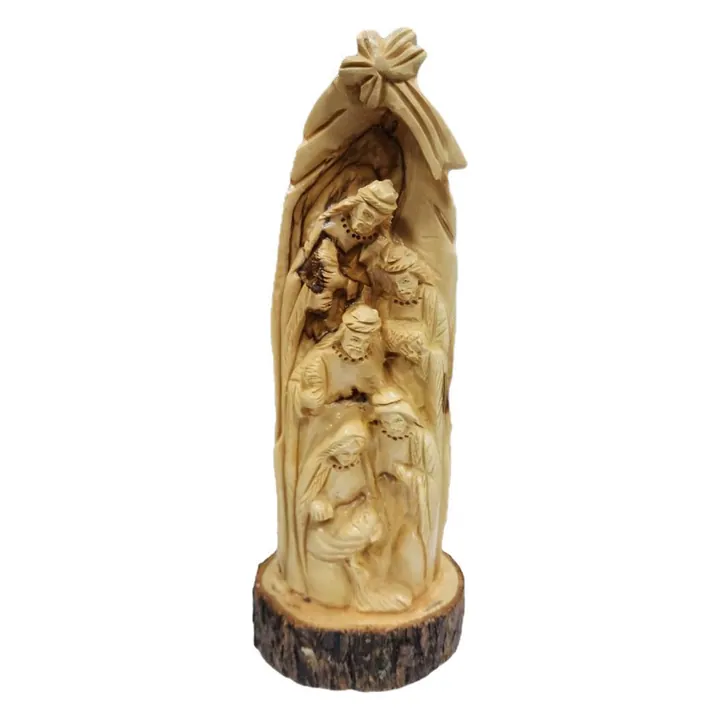 Jesus with the Magi, carved in a branch