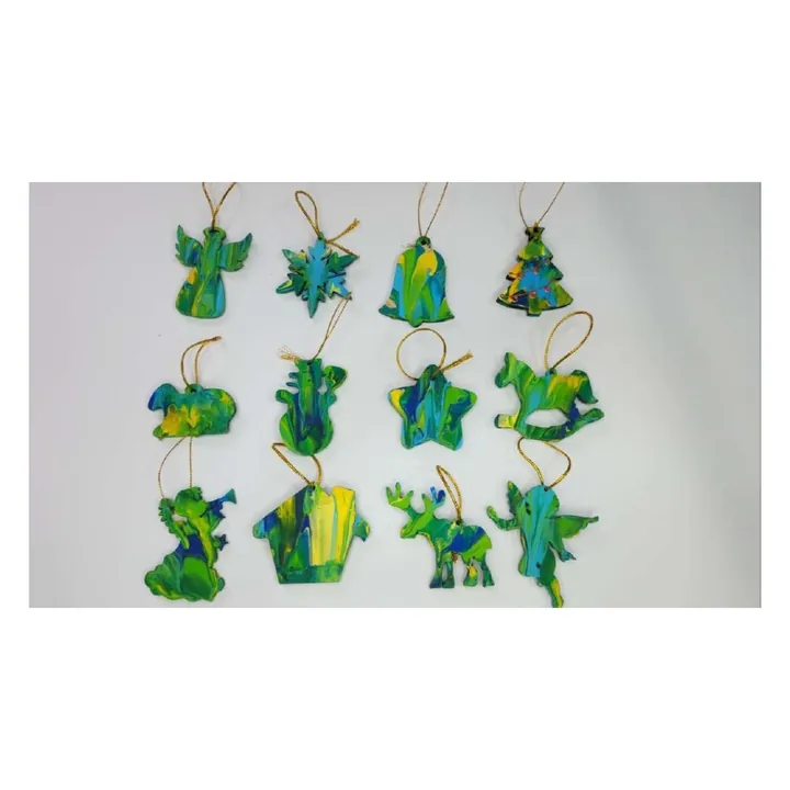 Painted ornaments, pack of 2 (random designs)