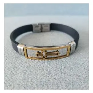 Leather bracelet with cross plate, black