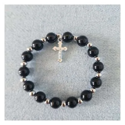 Bead bracelet with cross, black
